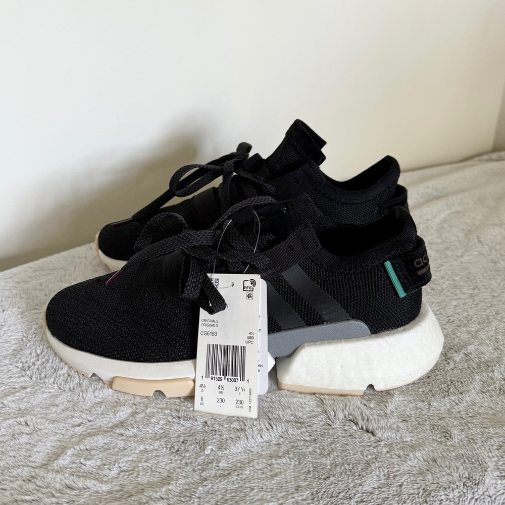NWT Adidas POD-S3.1